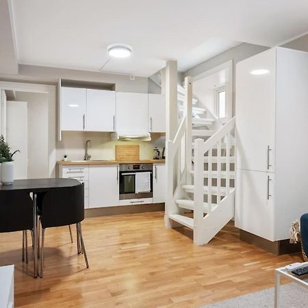 New! Modern City Apt: Central W/ Private Entrence Берген Экстерьер фото